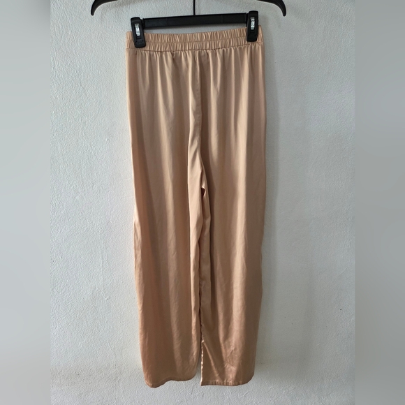 Elegant Tan Women's Pants - Picture 1 of 1